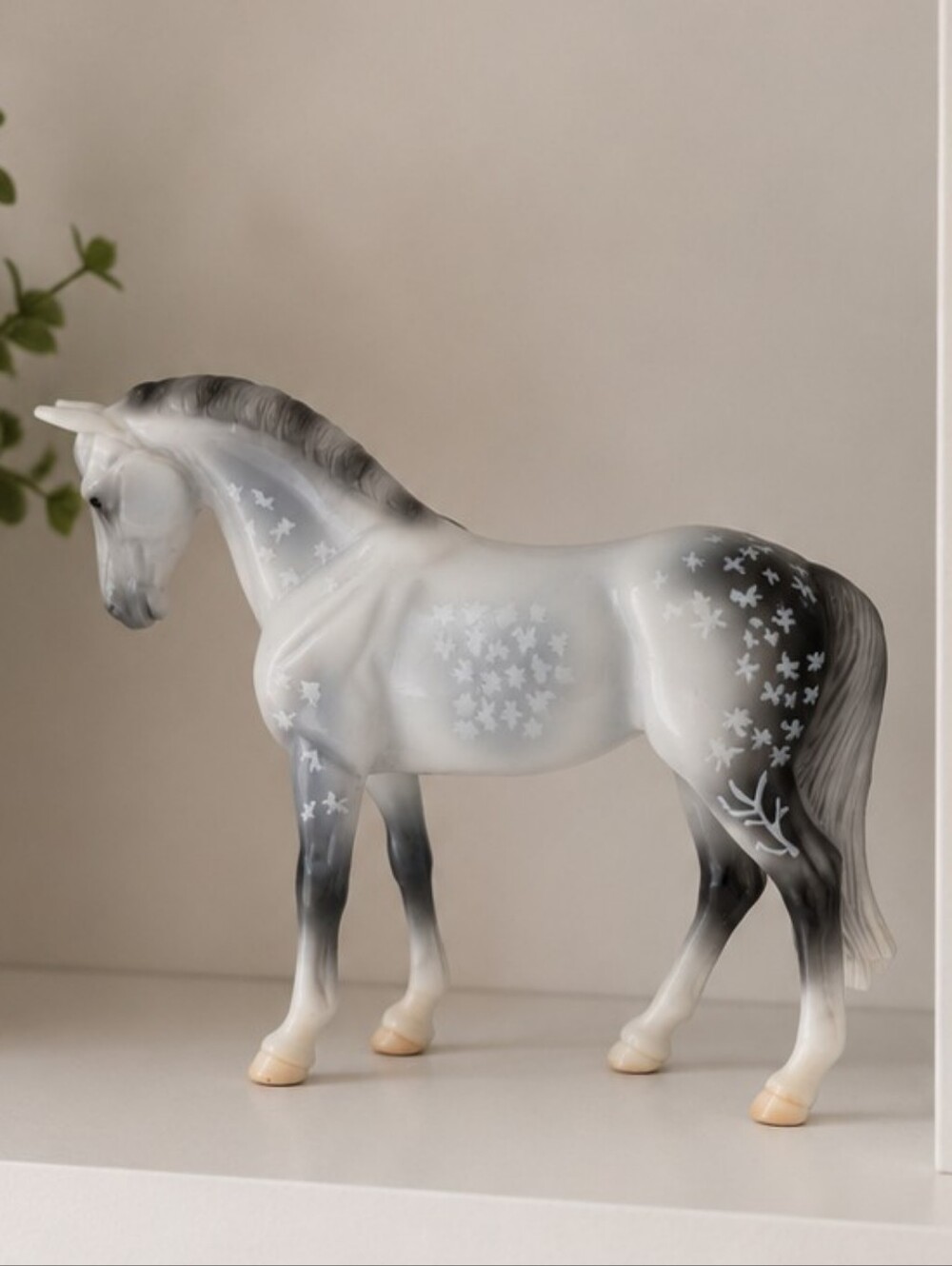 Breyer 2024 Stablemate Club Dylan